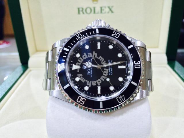 Rolex Submariner 14060 M - SWISS HOUR