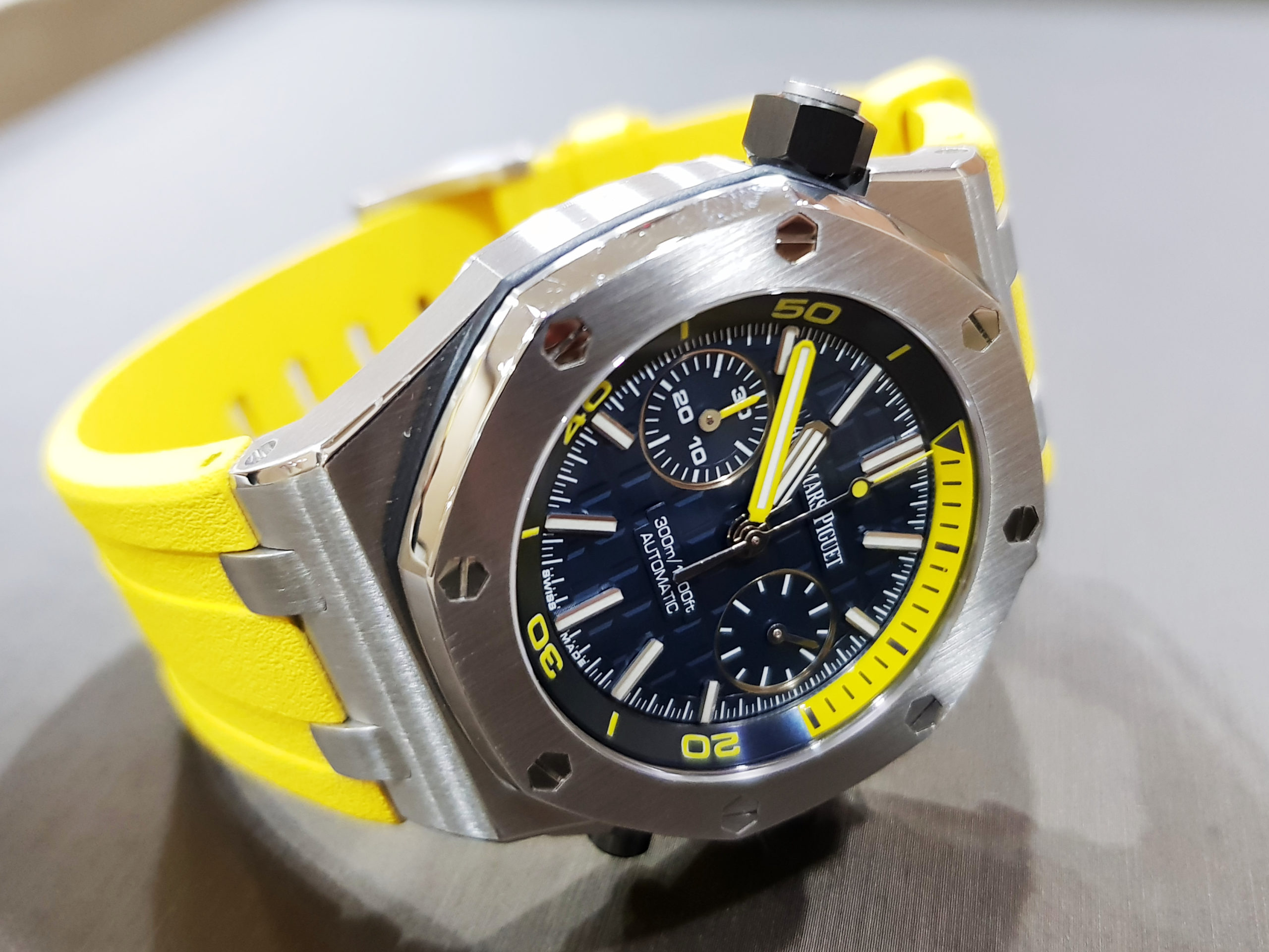 Ap on sale diver gold