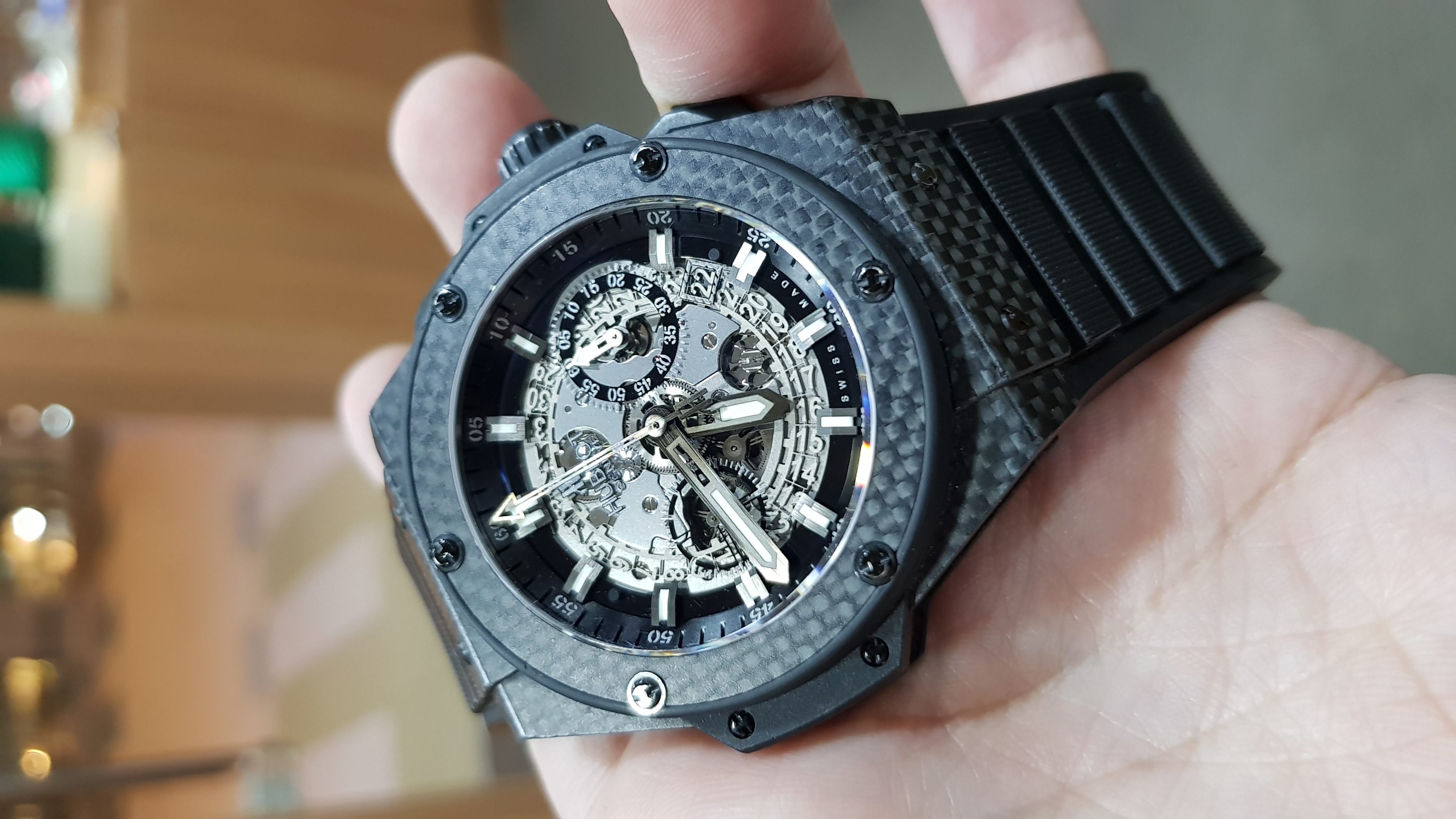 Hublot Big Bang Unico Chrono Black Carbon Fiber 45mm | SWISS HOUR