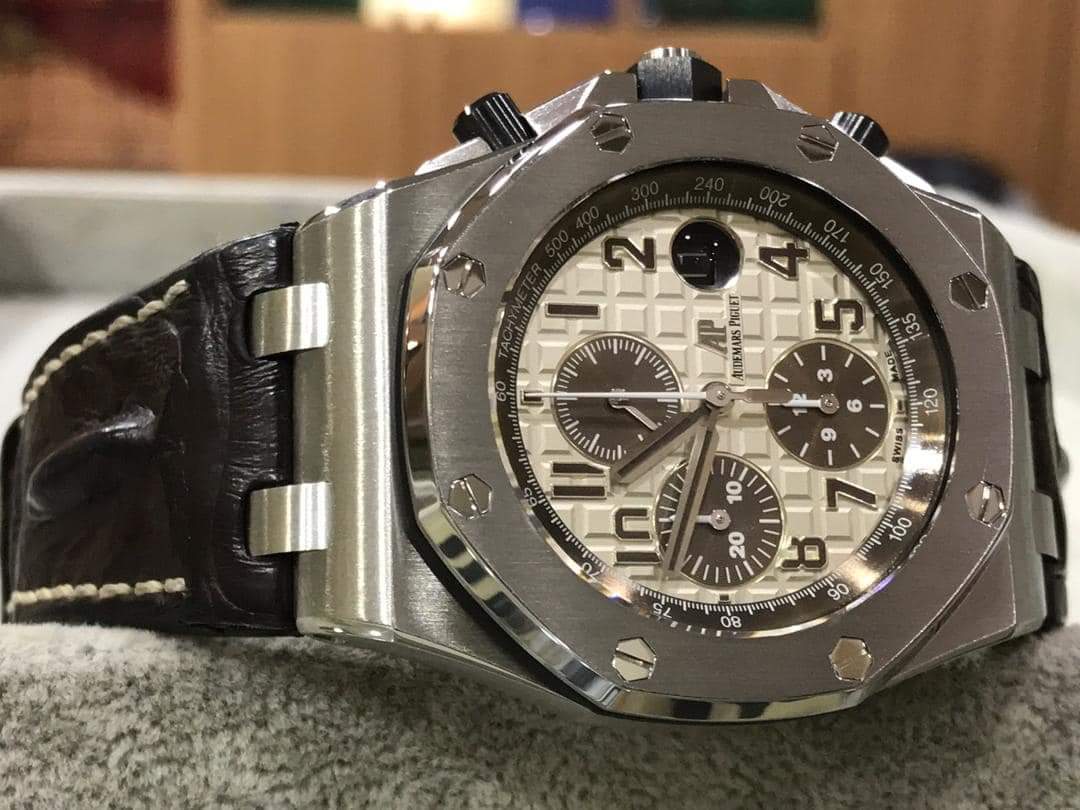 Audemars Piguet Royal Oak Offshore Safari 42mm 26170ST SWISS HOUR